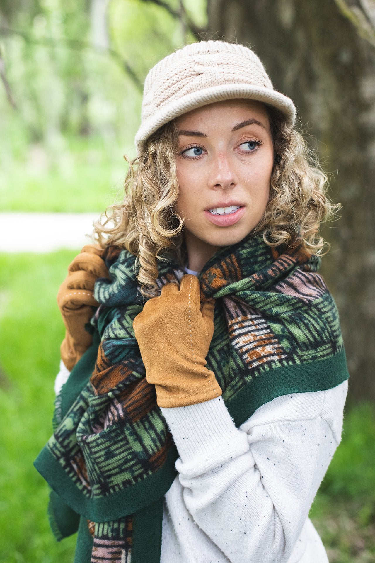 Knit Ear Warmer Visor | Oat