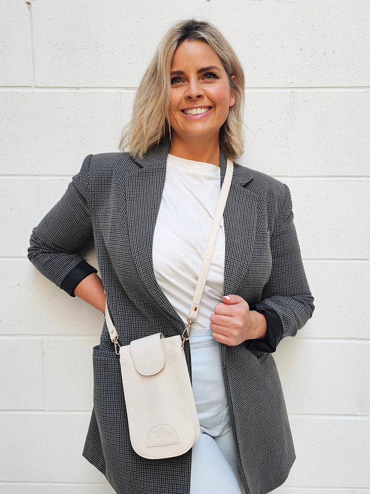 Hello Friday Lexi Phone Bag - Cream
