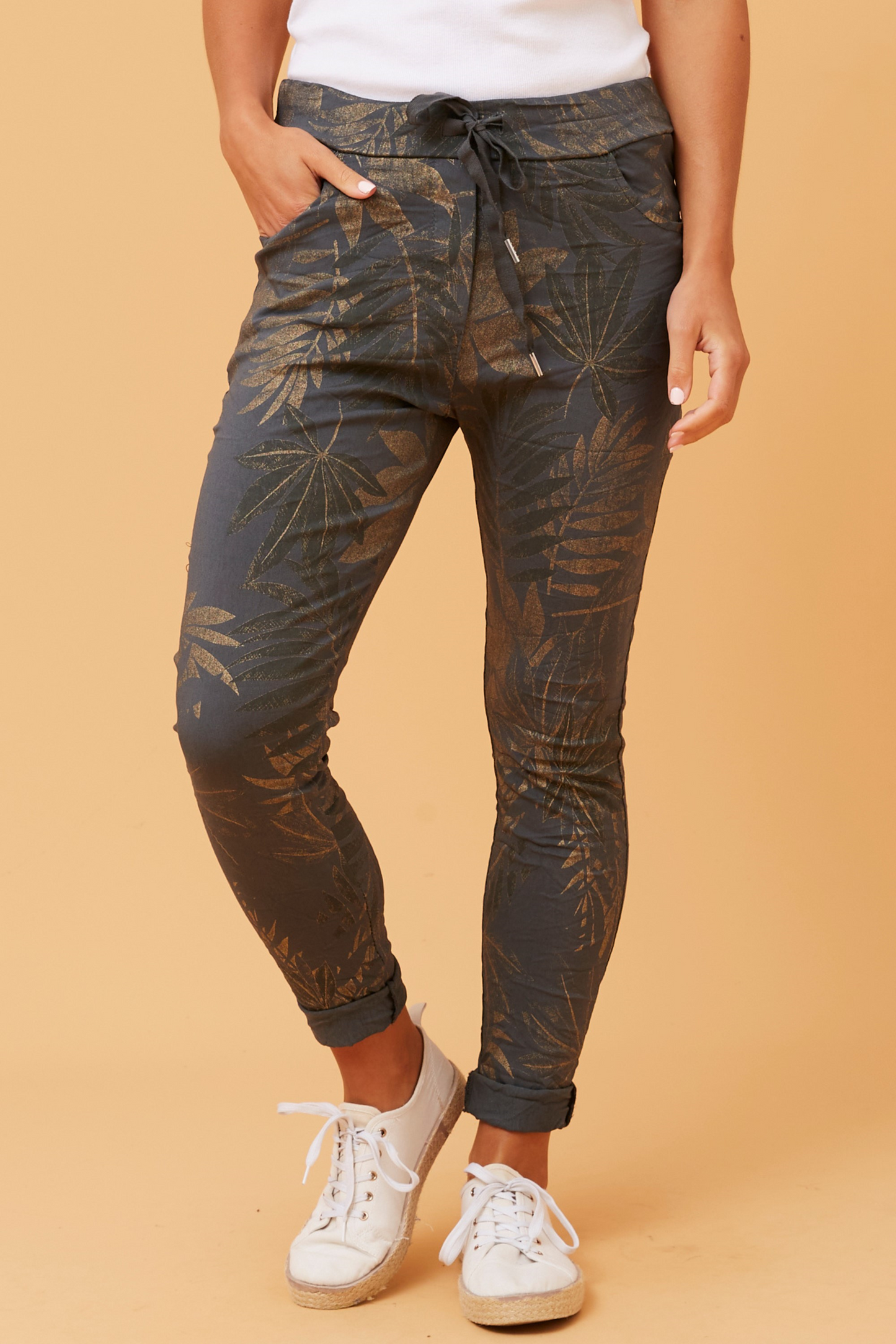 Italian Comfort Pants | Charcoal Leaf
