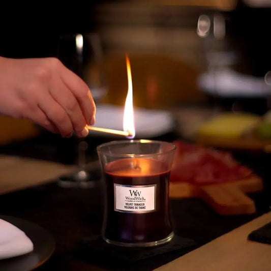 WoodWick Medium - Velvet Tobacco