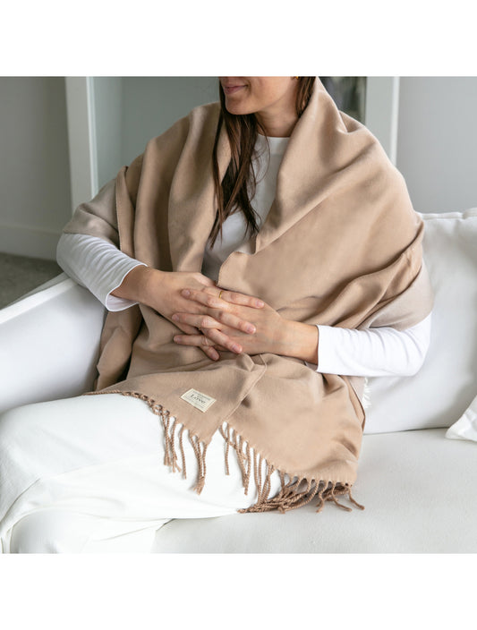 Demdaco Giving Wrap