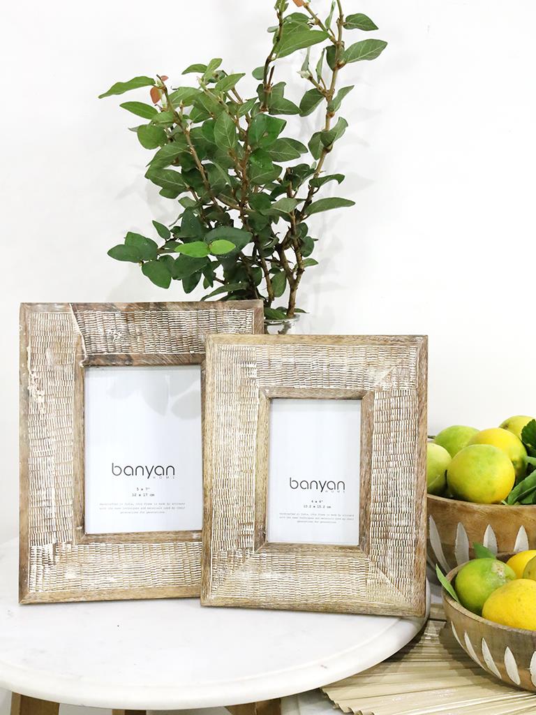 Scratch Carved Photo Frame