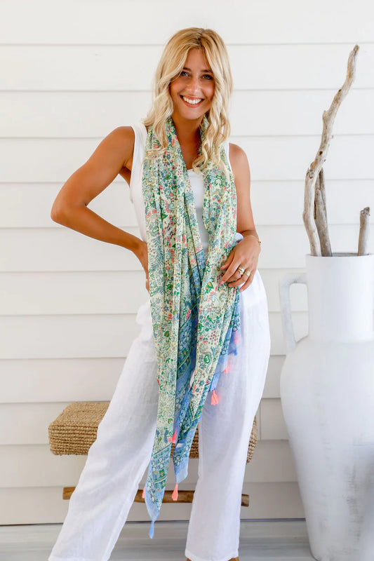 Mia Scarf