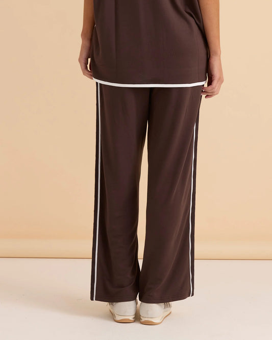 Betty Basics Evelyn Wide Leg Jogger Chocolate