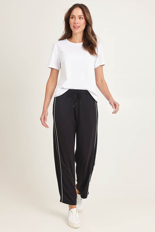 Evelyn Wide Leg Jogger