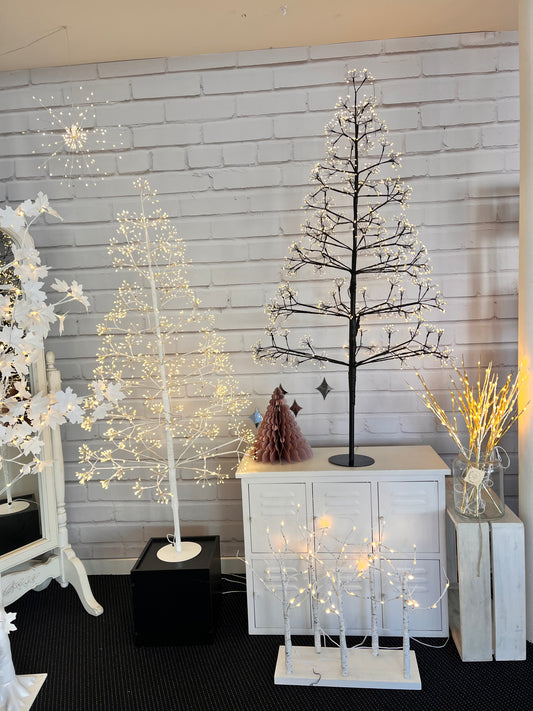 Frankfurt Starburst Tree | White