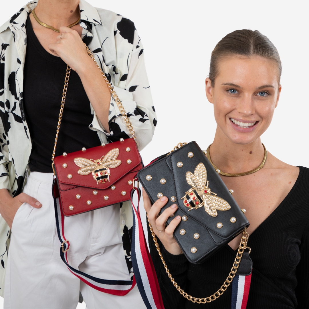Sassy Duck Miss Behaving X Body Bag | Black