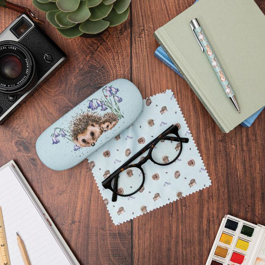 Wrendale 'LOVE AND HEDGEHUGS' HEDGEHOG GLASSES CASE