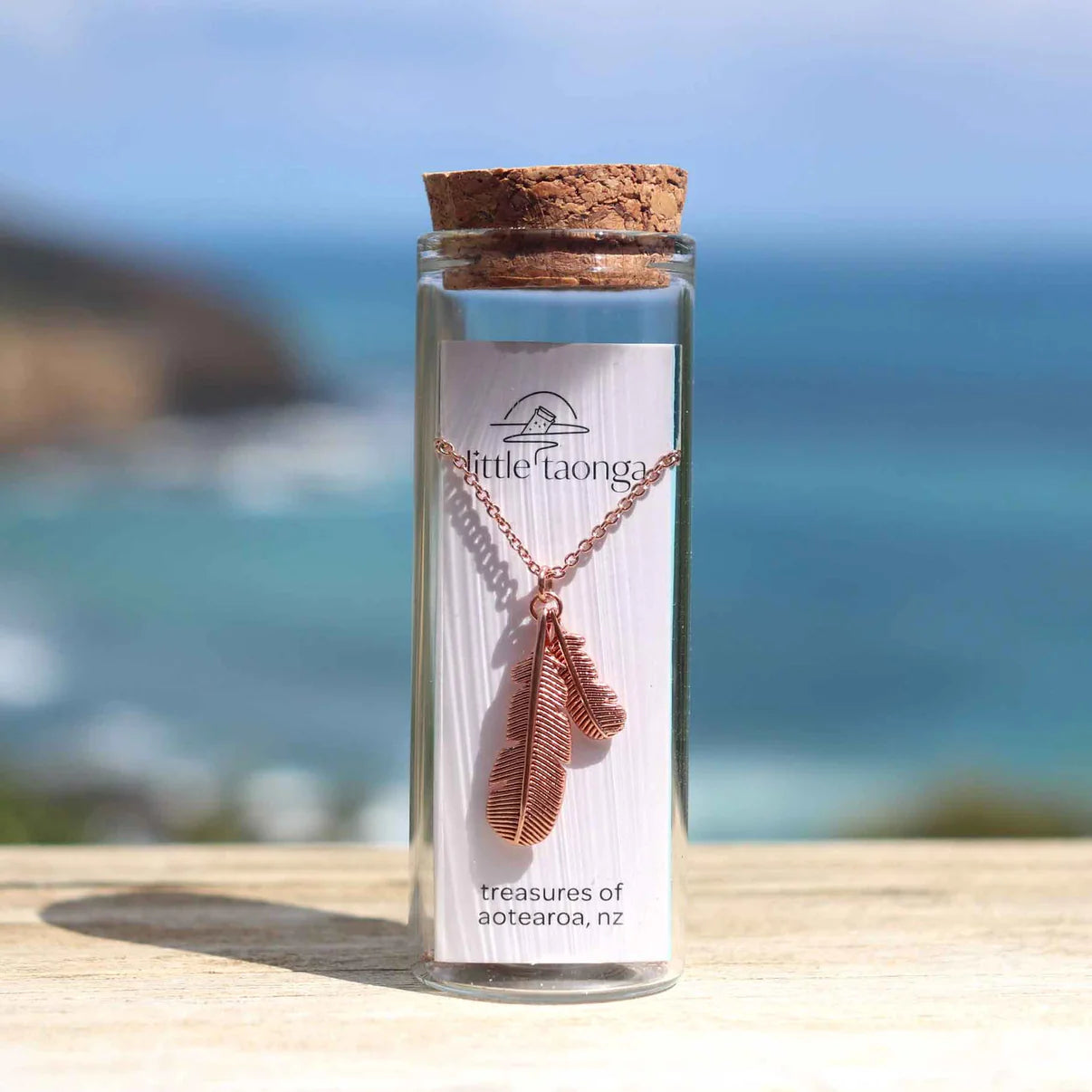 Rua Huia Feather Necklace | Rose Gold