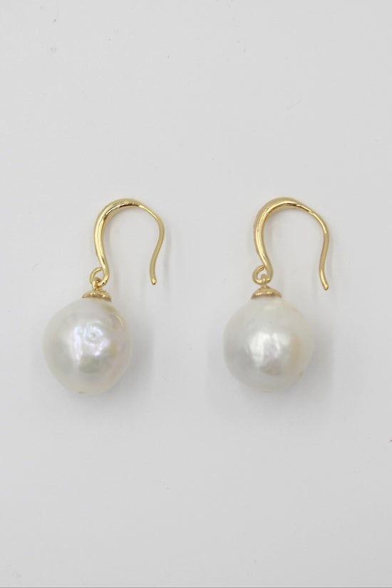 Goldie Pearl Earrings