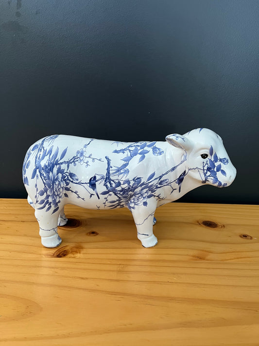 Standing Cow | Chinois