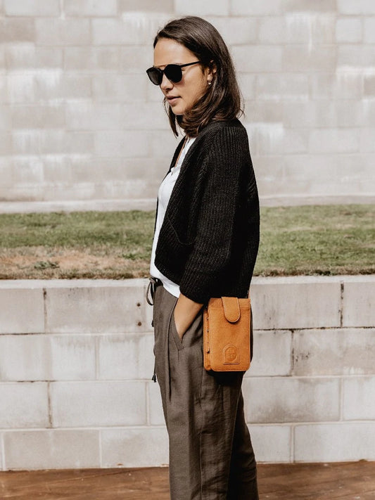 Izzy Phone Bag - Tan